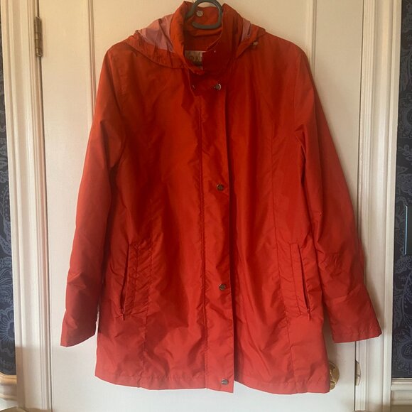 Vintage windbreaker rain jacket - size sm-med - Canadian - mid length, travel - Picture 2 of 16